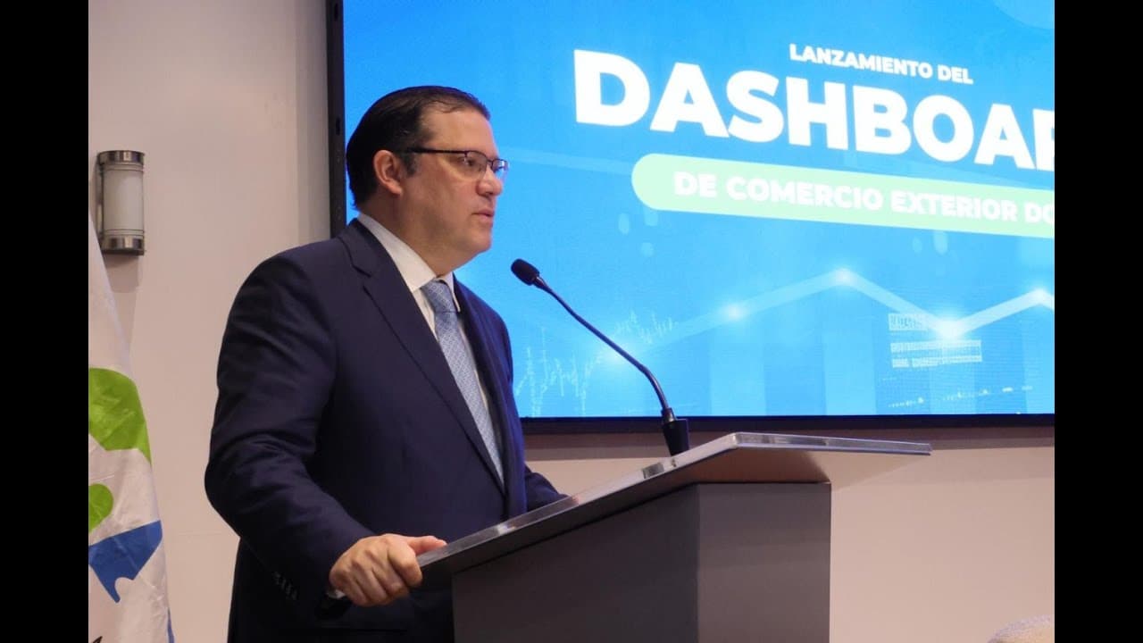 Aduanas presenta un innovador dashboard de datos de comercio